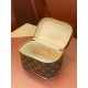 M44495Nine BB mini Cosmetic Bag