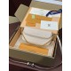 M82211 Wallet On Chain Ivy Handbag