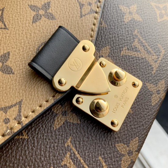  M46279 East West Mtis Handbags