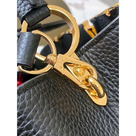  M23331Capucines Small HandbagSize：27 * 18 * 9Cm