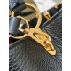  M23331Capucines Small HandbagSize：27 * 18 * 9Cm