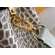 M22002 N98156Capucines BB Handbag21x14x8