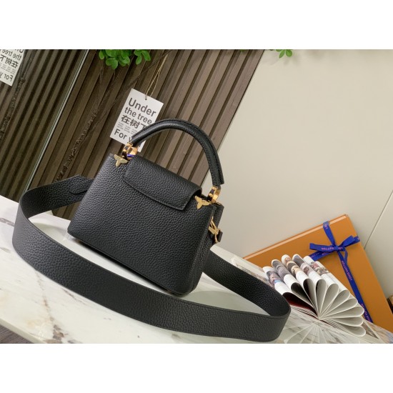 M56669Capucines Mini Handbag21 x 14 x 8 