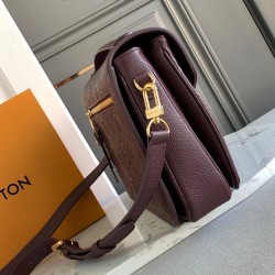 M46740 Saumur BBbag :25x19x7CM