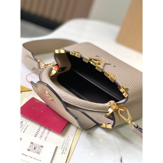  M23330Capucines Mini HandbagSize：21 * 14 * 8Cm