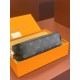 Damier Graphite Clutch Bag N47521