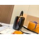  M23331Capucines Small HandbagSize：27 * 18 * 9Cm