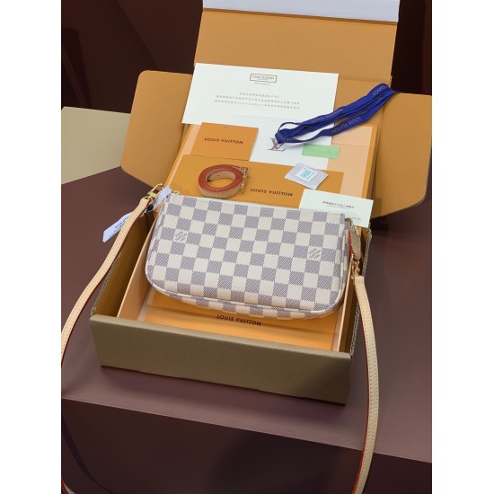 N41207 N41207 White Grid Mahjong Bag：21 x 13 x 3 cm。