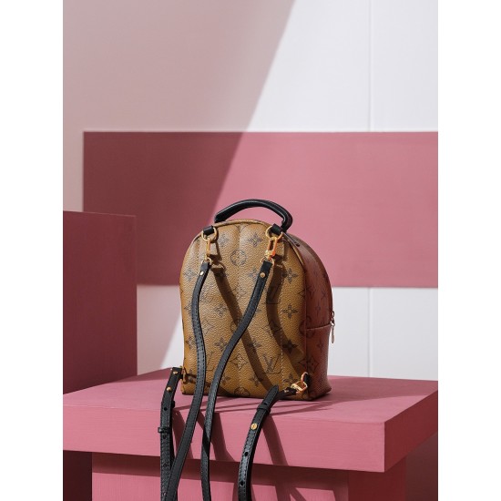  M44872Nicolas Ghesquiere Backpack