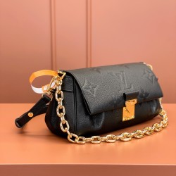FAVORITE handbag24x14x9cm