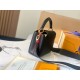  M23330 Capucines Mini HandbagSize：21 * 14 * 8Cm