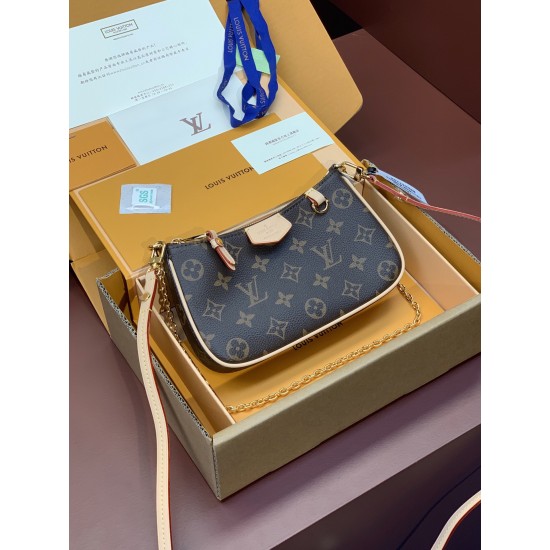 Easy Pouch On Strap HandbagM81066