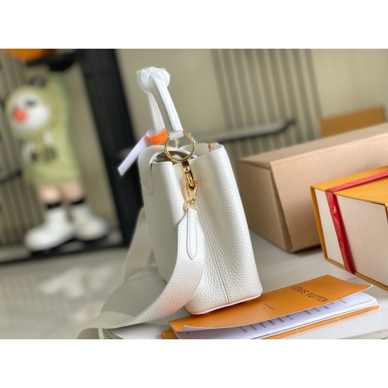 M23456 M59434Capucines BB Handbag27 x 18 x 9 