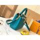  M23330Capucines Mini HandbagSize：21 * 14 * 8Cm