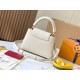 M23330Capucines Mini HandbagSize：21 * 14 * 8Cm