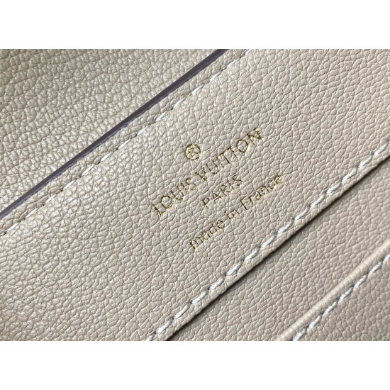 N94227/M48865Capucines Miniature Handbag Size:21*14* 8cm