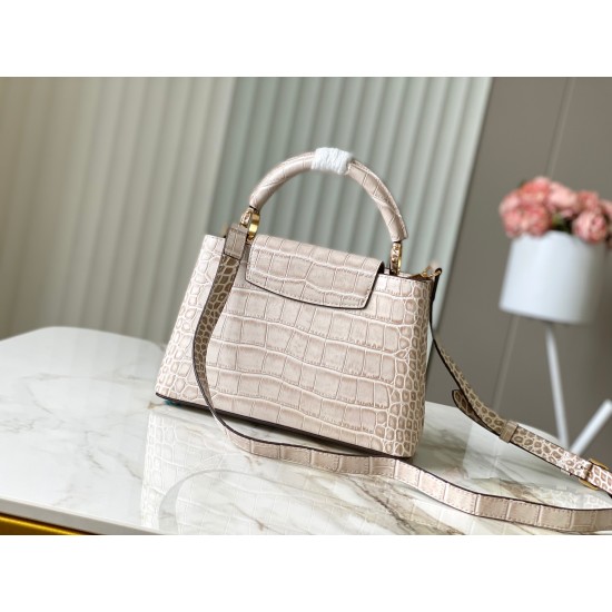 N93163/M48865Capucines BB HandbagSize:27 * 18 * 9 cm