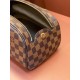 47528Damier Graphite Cosmetic Bag-size28x16x13cm。
