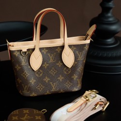 m46705 neverfull bb  handbag 24 x 14 x 9 cm