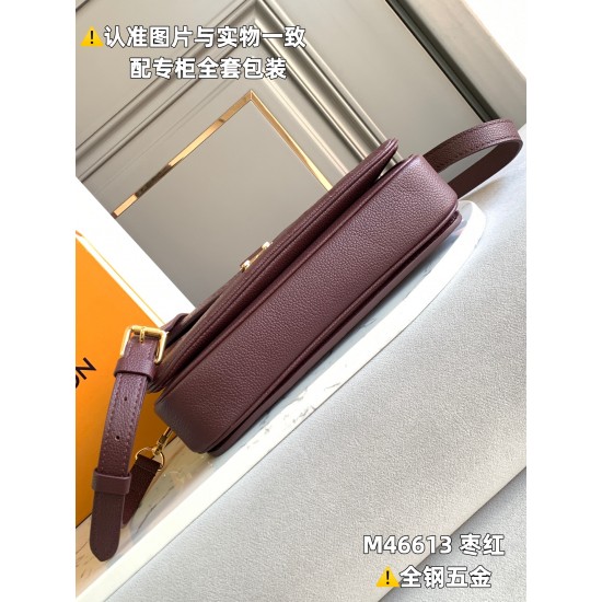 M46740 Saumur BBbag :25x19x7CM