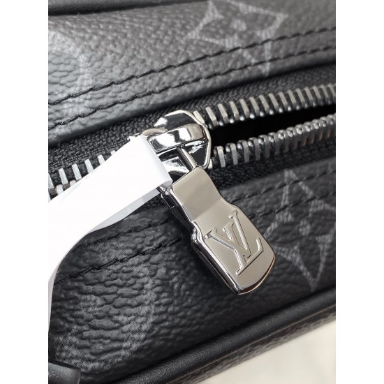 Damier Graphite Clutch Bag N47521