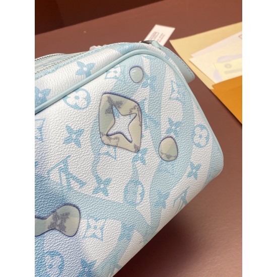 M82337Dopp Kit Toiletry Bagsize：28x15x16.5cm