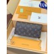 M82509 Lily wallet size：20.5x10x3.5cm。