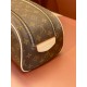 47528Damier Graphite Cosmetic Bag-size28x16x13cm。