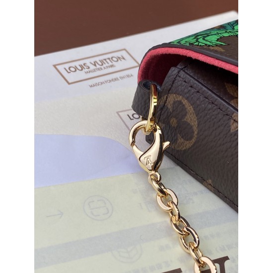 M82627 Set of 3 Felicie Handbags