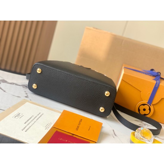  M23331Capucines Small HandbagSize：27 * 18 * 9Cm
