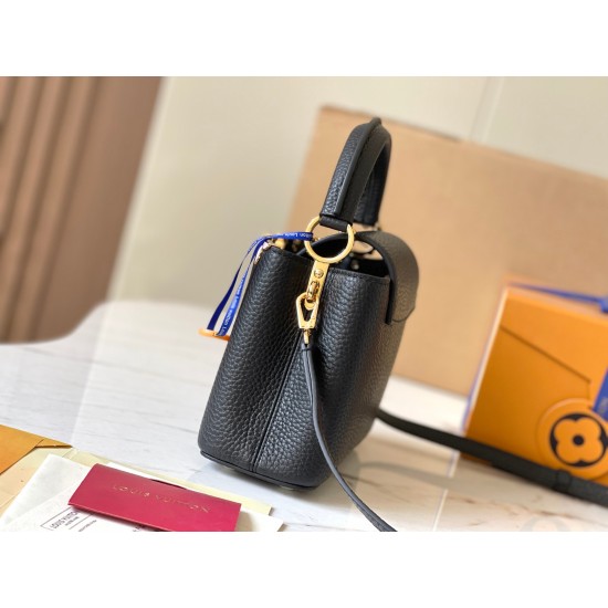  M23330Capucines Mini HandbagSize：21 * 14 * 8Cm