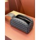 47528Damier Graphite Cosmetic Bag-size28x16x13cm。