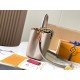  M23332Capucines Medium HandbagSize：31.5 * 20 * 11Cm