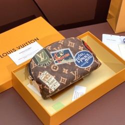 M47515 Toilet Pouch Clutch Bag