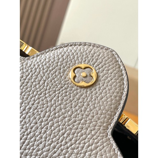  M23331Capucines Small HandbagSize：27 * 18 * 9Cm