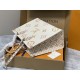  M22975OnTheGo Small Handbag35 x 27 x 14 cm