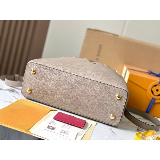  M23332Capucines Medium HandbagSize：31.5 * 20 * 11Cm