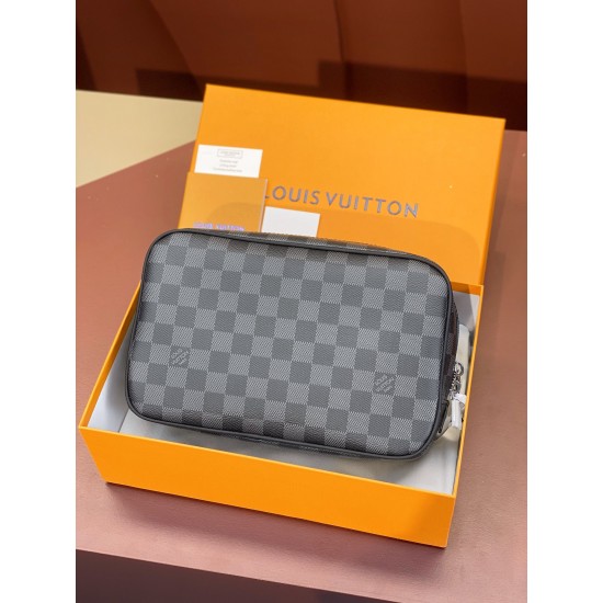 Damier Graphite Clutch Bag N47521