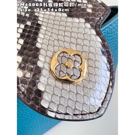 M48865Capucines  size:21x14x8 cm