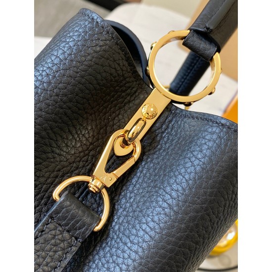  M23331 Capucines Small HandbagSize：27 * 18 * 9Cm
