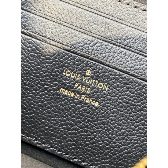M82211 Wallet On Chain Ivy Handbag