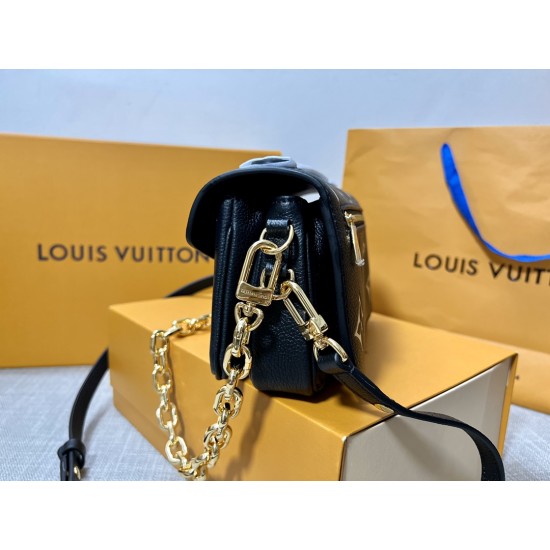M46596Pochette Met is Tote Bag