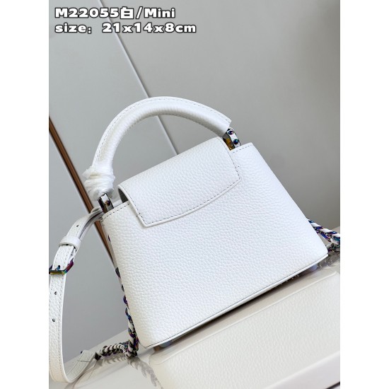 M22055 White Mini Capucines Mini Handbagssize：21x14x8cm