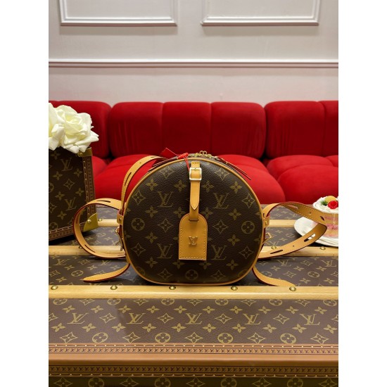 M52294 Boite Chapeau Souple Round Bread Bag