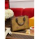M46373 Onthego Small Handbag