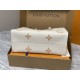  M22975OnTheGo Small Handbag35 x 27 x 14 cm