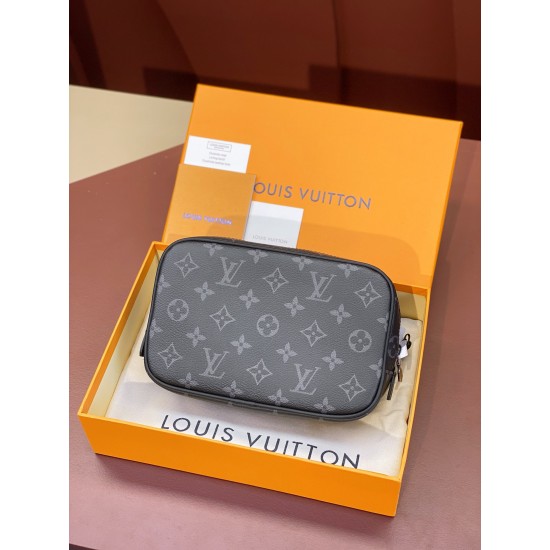 Damier Graphite Clutch Bag N47521