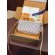 N41207 N41207 White Grid Mahjong Bag：21 x 13 x 3 cm。