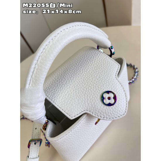 M22055 White Mini Capucines Mini Handbagssize：21x14x8cm