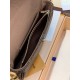 M81911 Wallet On Chain Ivy Handbag